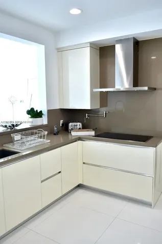 17475 Collins Avenue Sunny Isles Beach FL 33160