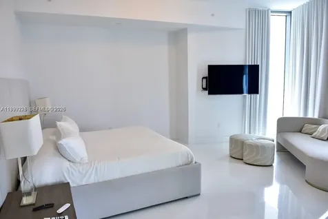 17475 Collins Avenue Sunny Isles Beach FL 33160