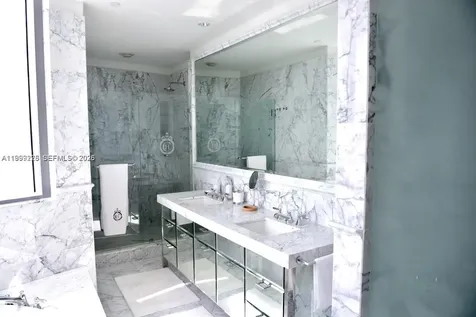 17475 Collins Avenue Sunny Isles Beach FL 33160