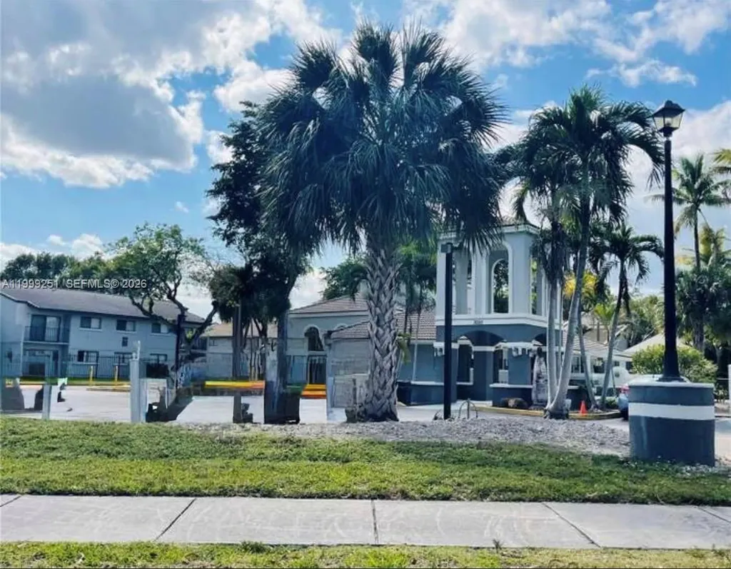 7060 NW 179th Street Hialeah FL 33015