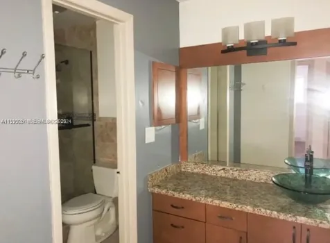 7060 NW 179th Street Hialeah FL 33015
