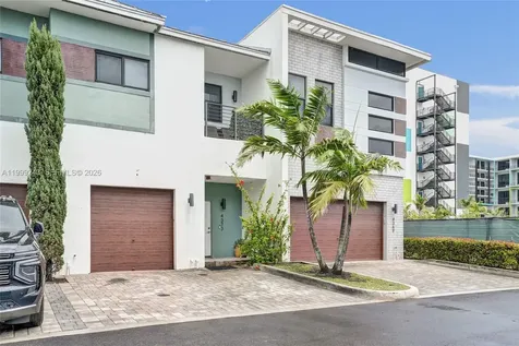 4373 NW 9th Street Plantation FL 33317