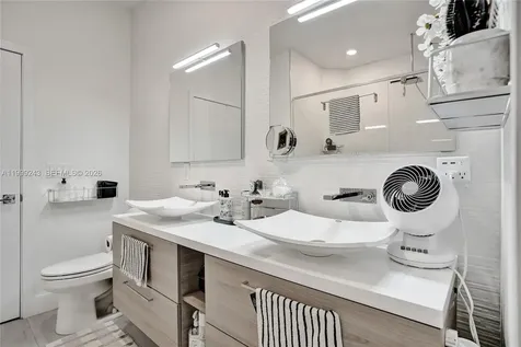 4373 NW 9th Street Plantation FL 33317