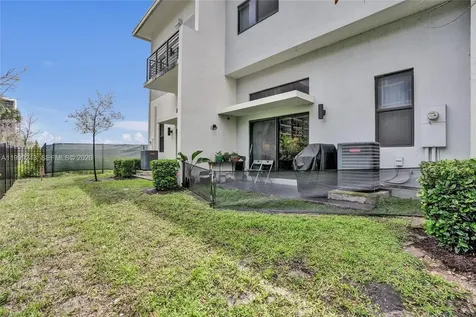 4373 NW 9th Street Plantation FL 33317