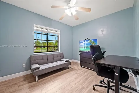 1395 NE 177th Street North Miami Beach FL 33162