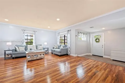 1395 NE 177th Street North Miami Beach FL 33162