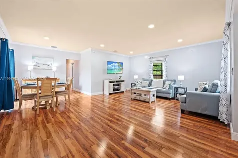 1395 NE 177th Street North Miami Beach FL 33162