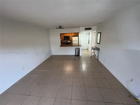 7473 SW 82nd Street Miami FL 33143