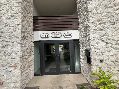 7473 SW 82nd Street Miami FL 33143