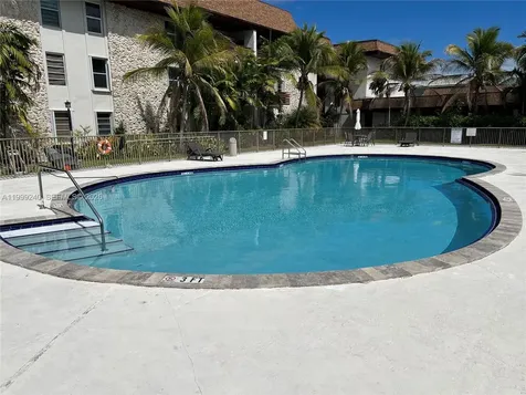 7473 SW 82nd Street Miami FL 33143