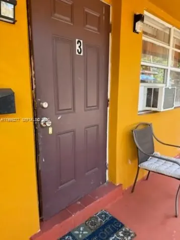 129 SE 5th Street Hallandale Beach FL 33009