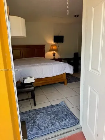129 SE 5th Street Hallandale Beach FL 33009