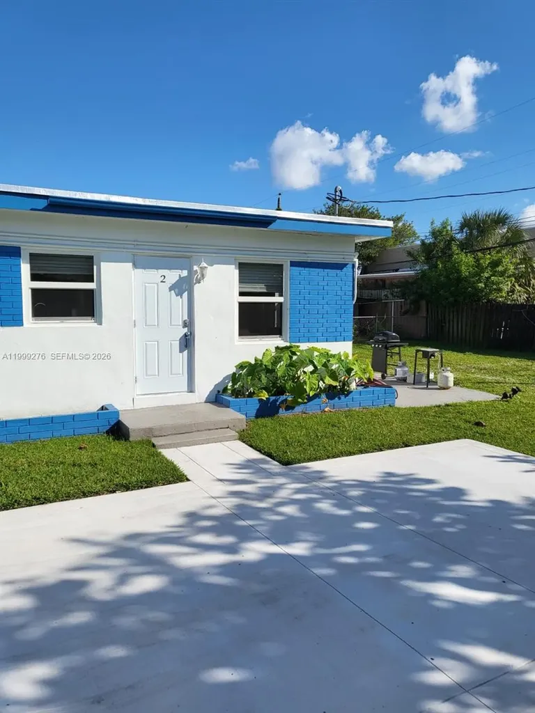 Hollywood FL 33024