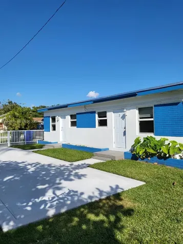 Hollywood FL 33024