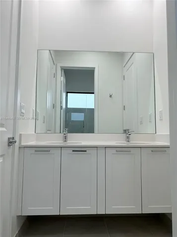 8037 NW 46th Terrace Doral FL 33166