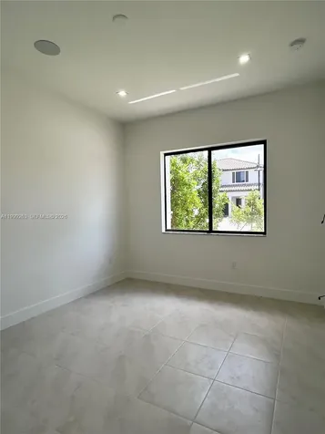 8037 NW 46th Terrace Doral FL 33166