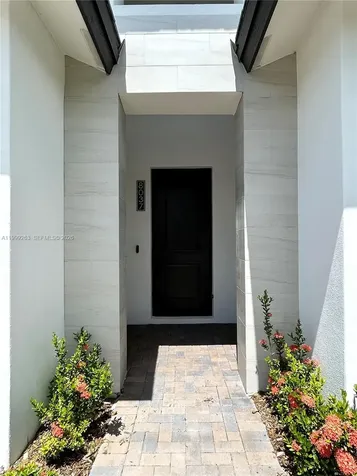 8037 NW 46th Terrace Doral FL 33166