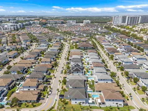 8037 NW 46th Terrace Doral FL 33166
