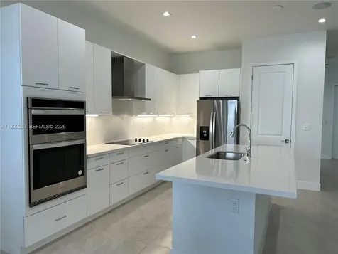 8037 NW 46th Terrace Doral FL 33166