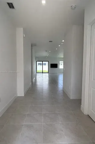 8037 NW 46th Terrace Doral FL 33166