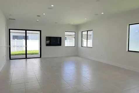 8037 NW 46th Terrace Doral FL 33166