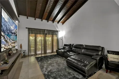 3996 Estepona Avenue Doral FL 33178