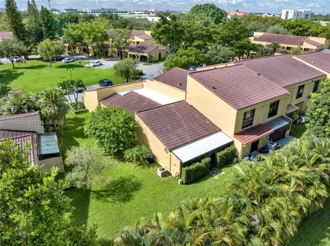3996 Estepona Avenue Doral FL 33178