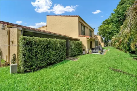 3996 Estepona Avenue Doral FL 33178