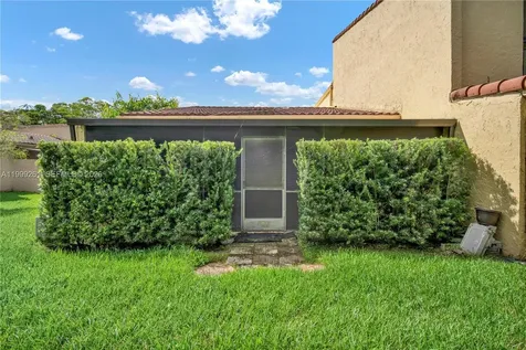 3996 Estepona Avenue Doral FL 33178