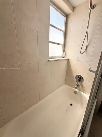 Hallandale Beach FL 33009