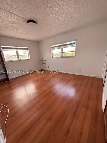 Hallandale Beach FL 33009