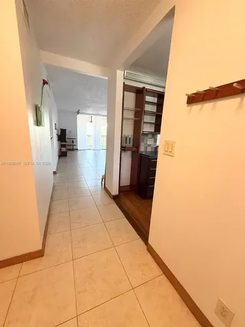 Hallandale Beach FL 33009