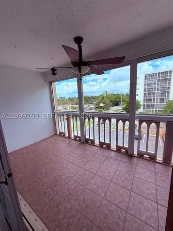 Hallandale Beach FL 33009