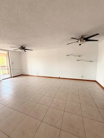 Hallandale Beach FL 33009
