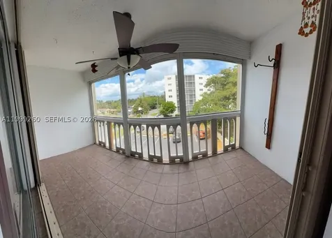 Hallandale Beach FL 33009