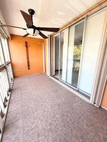 Hallandale Beach FL 33009