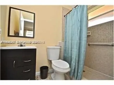129 SE 5th Street Hallandale Beach FL 33009