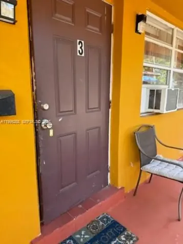 129 SE 5th Street Hallandale Beach FL 33009