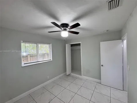 206 NW 5th Avenue Dania Beach FL 33004