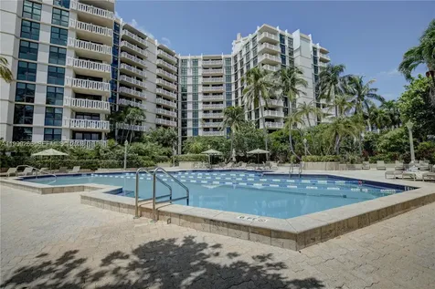 1111 Crandon Boulevard Key Biscayne FL 33149