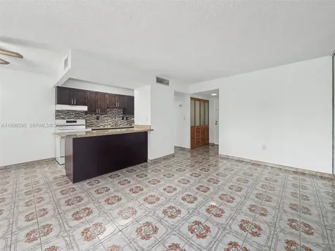 9340 W Flagler Street Miami FL 33174