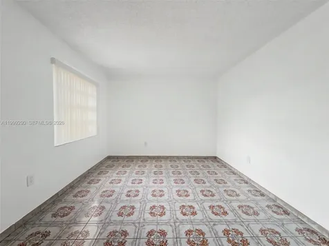 9340 W Flagler Street Miami FL 33174