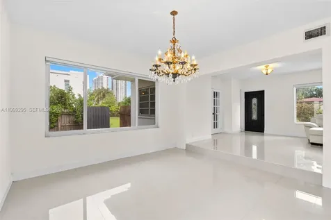 261 188th Street Sunny Isles Beach FL 33160