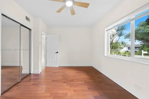 261 188th Street Sunny Isles Beach FL 33160
