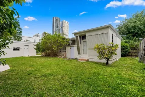261 188th Street Sunny Isles Beach FL 33160