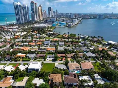 261 188th Street Sunny Isles Beach FL 33160