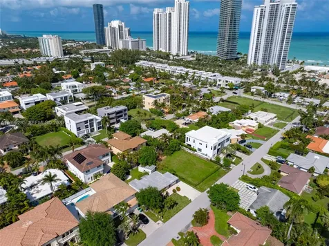 261 188th Street Sunny Isles Beach FL 33160