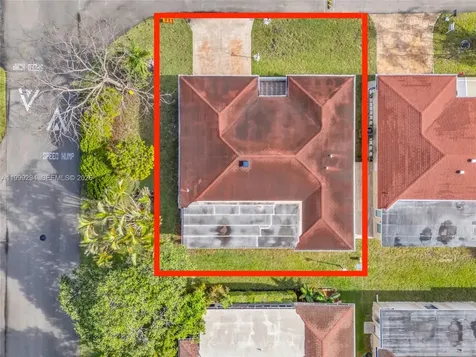1280 NW 49th Street Deerfield Beach FL 33064