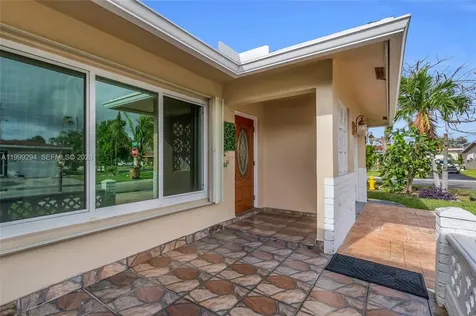 1280 NW 49th Street Deerfield Beach FL 33064