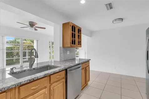 1280 NW 49th Street Deerfield Beach FL 33064